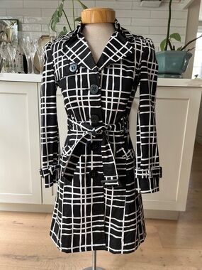 Powder Room cotton blend lined Black & White Grid Trench Coat with Belt